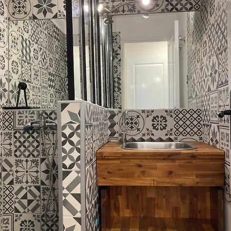 Les Restanques Glycines 2067 * Grimaud