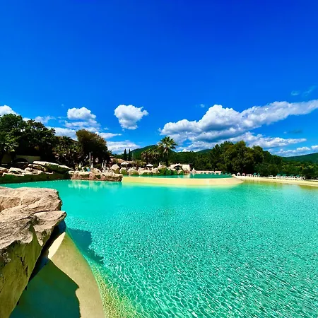 Les Restanques Glycines 2067 アパート *